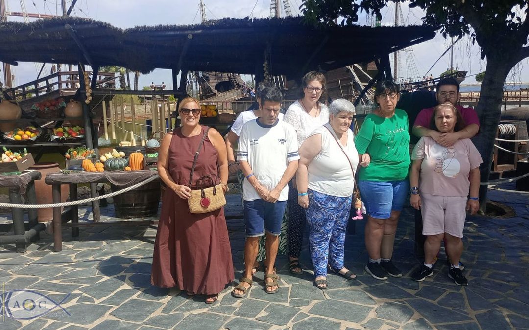 ¡Rumbo a la historia! Nuestros residentes viven una jornada inolvidable y un taller inclusivo en el Muelle de las Carabelas